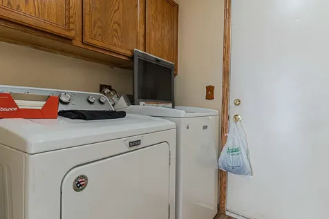 25 Primrose Lane Oswego IL 60543