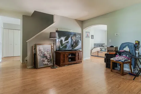 25 Primrose Lane Oswego IL 60543