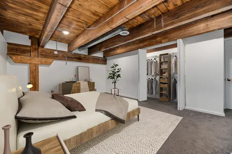 2015 West Race Avenue Chicago IL 60612