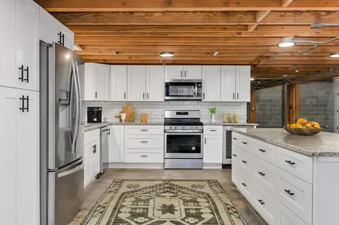 2015 West Race Avenue Chicago IL 60612