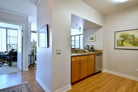 200 North Jefferson Street Chicago IL 60661