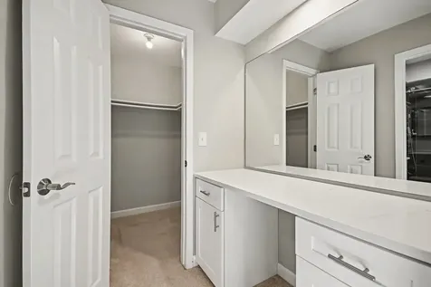 5195 Castaway Lane Hoffman Estates IL 60010