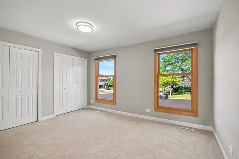 5195 Castaway Lane Hoffman Estates IL 60010