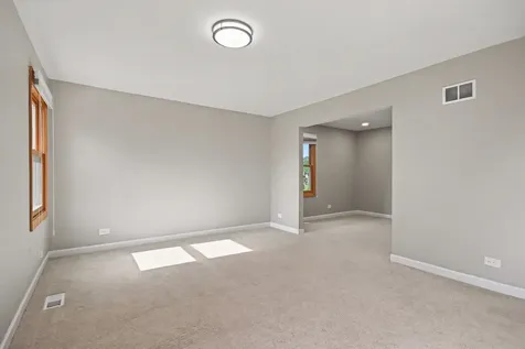 5195 Castaway Lane Hoffman Estates IL 60010