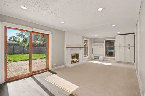 5195 Castaway Lane Hoffman Estates IL 60010