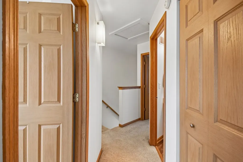 807 Serendipity Drive Aurora IL 60504