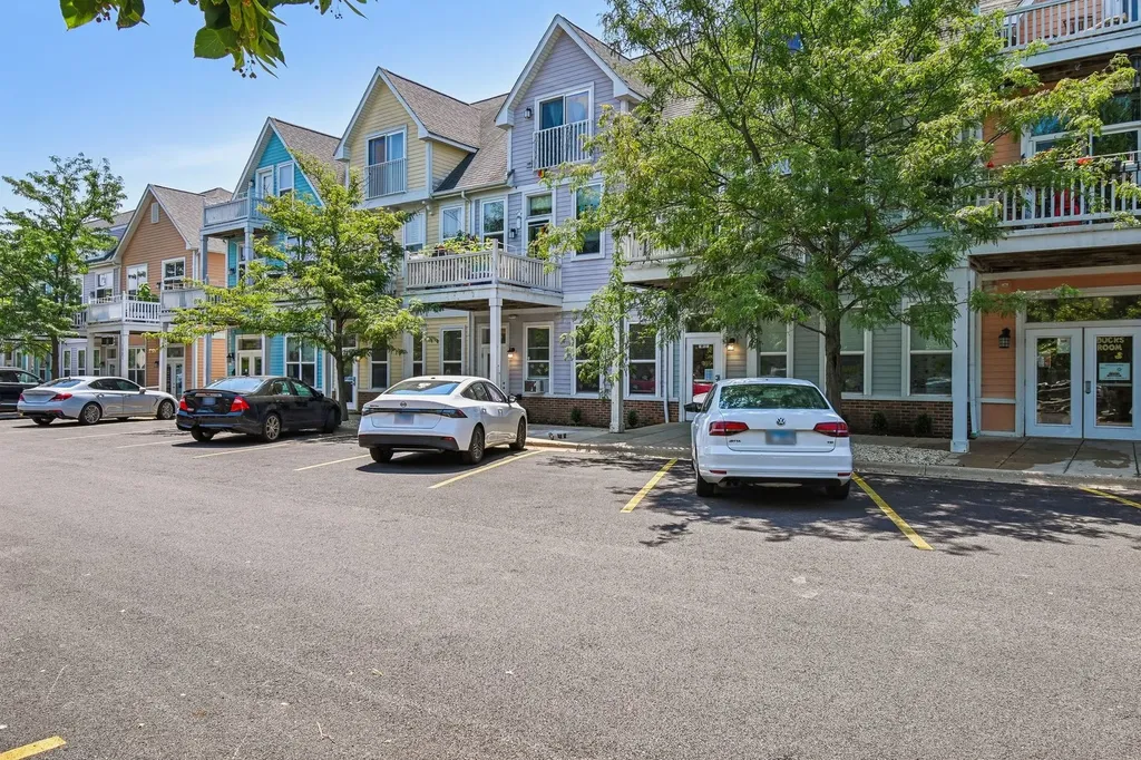 807 Serendipity Drive Aurora IL 60504