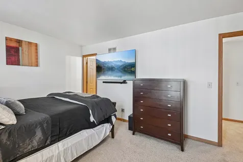 807 Serendipity Drive Aurora IL 60504