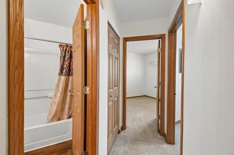 807 Serendipity Drive Aurora IL 60504