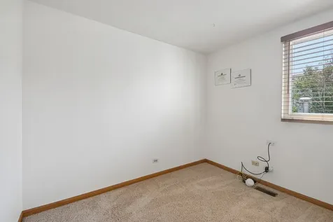 807 Serendipity Drive Aurora IL 60504