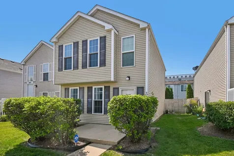 807 Serendipity Drive Aurora IL 60504