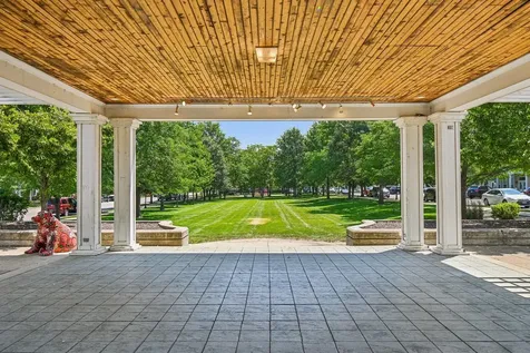 807 Serendipity Drive Aurora IL 60504