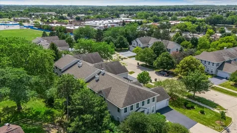 1949 Blackberry Lane Hoffman Estates IL 60169