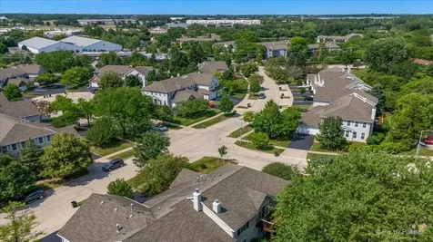 1949 Blackberry Lane Hoffman Estates IL 60169