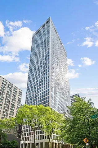 260 East Chestnut Street Chicago IL 60611