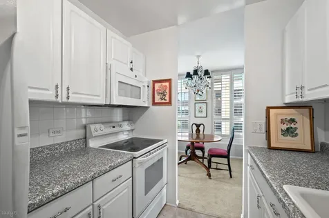 260 East Chestnut Street Chicago IL 60611