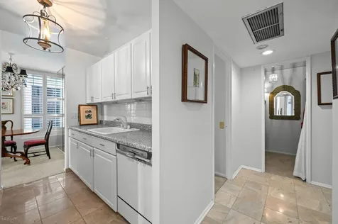 260 East Chestnut Street Chicago IL 60611