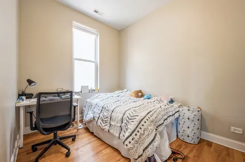 921 South Oakley Boulevard Chicago IL 60612