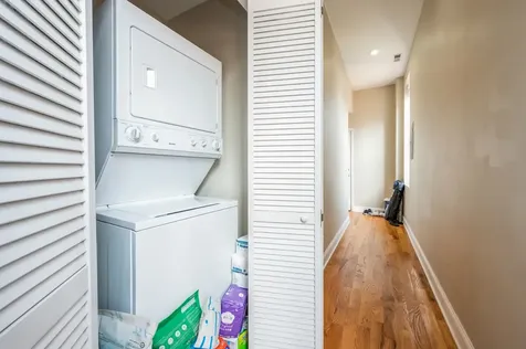 921 South Oakley Boulevard Chicago IL 60612