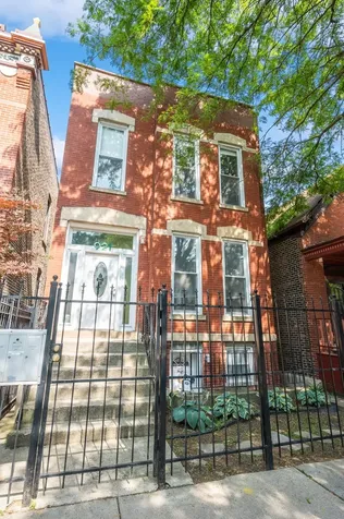 921 South Oakley Boulevard Chicago IL 60612