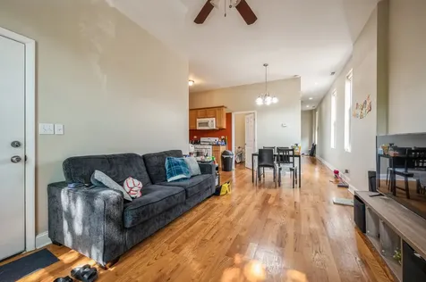 921 South Oakley Boulevard Chicago IL 60612