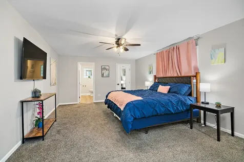 7340 West 111th Street Worth IL 60482
