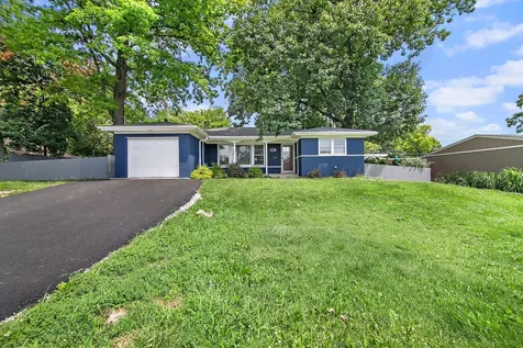 7340 West 111th Street Worth IL 60482
