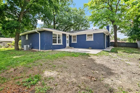 7340 West 111th Street Worth IL 60482