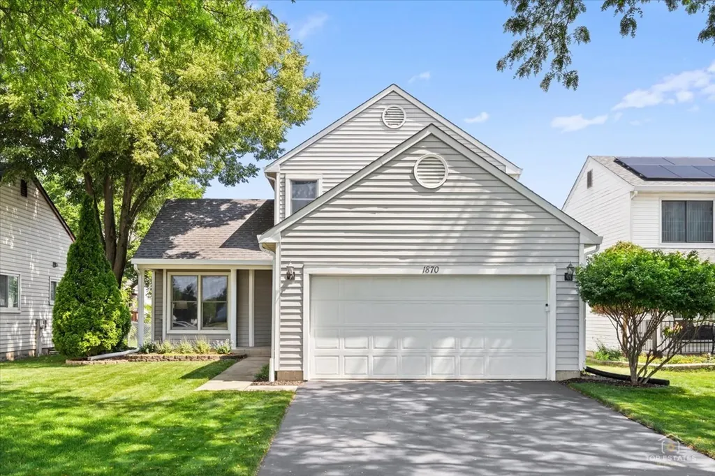1870 Wildwood Lane Hanover Park IL 60133