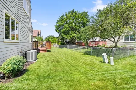 1870 Wildwood Lane Hanover Park IL 60133