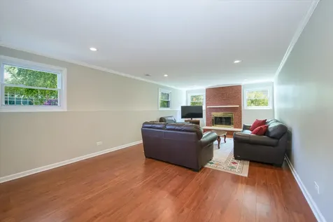 1058 West Illinois Avenue Palatine IL 60067