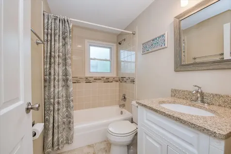 1058 West Illinois Avenue Palatine IL 60067