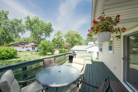 1058 West Illinois Avenue Palatine IL 60067