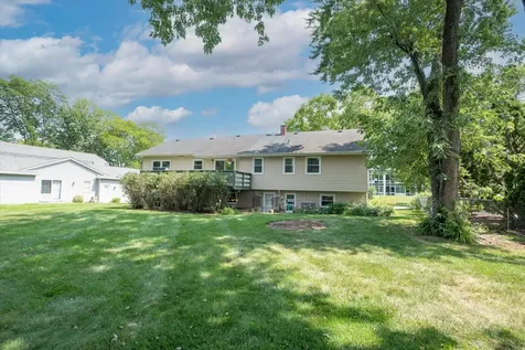 1058 West Illinois Avenue Palatine IL 60067