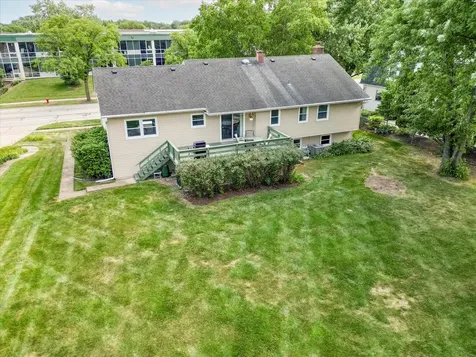 1058 West Illinois Avenue Palatine IL 60067