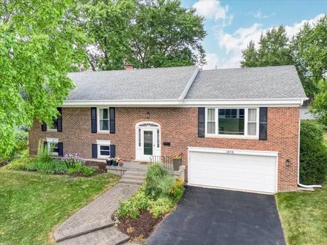 1058 West Illinois Avenue Palatine IL 60067