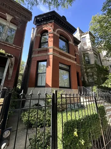 2034 West Potomac Avenue Chicago IL 60622