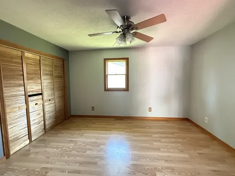 411 Broadway Street Depue IL 61322