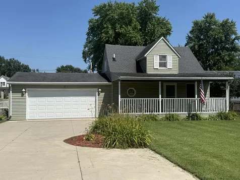 411 Broadway Street Depue IL 61322