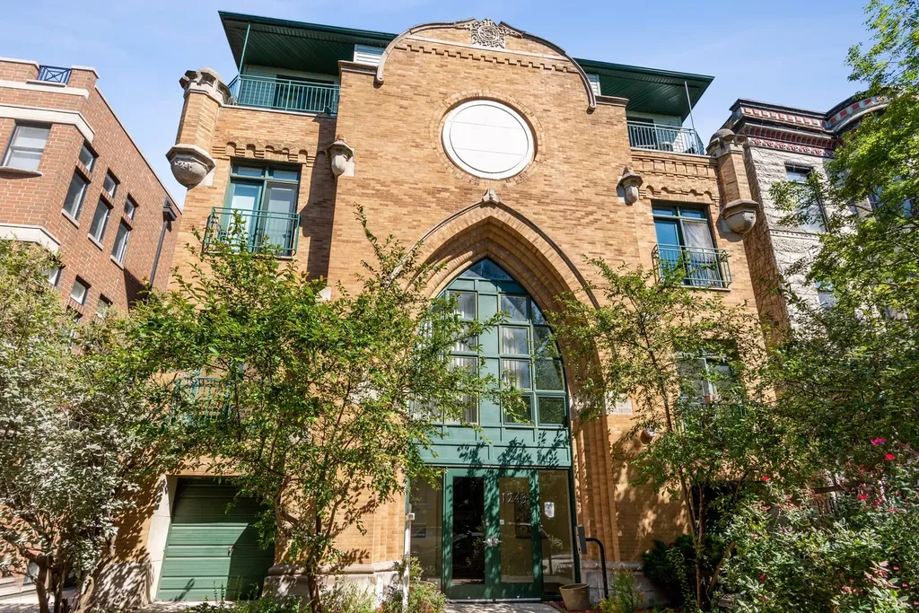 1243 North Wolcott Avenue Chicago IL 60622