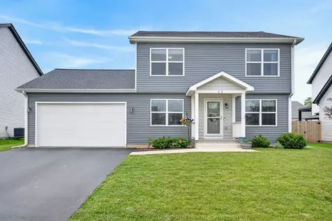 22 West Bluebell Avenue Cortland IL 60112