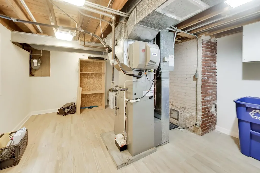 5625 North Kilbourn Avenue Chicago IL 60646