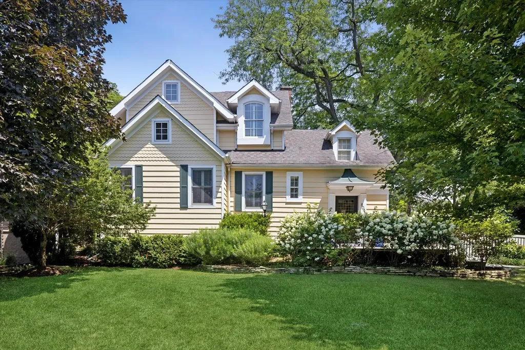 801 North Madison Street Hinsdale IL 60521