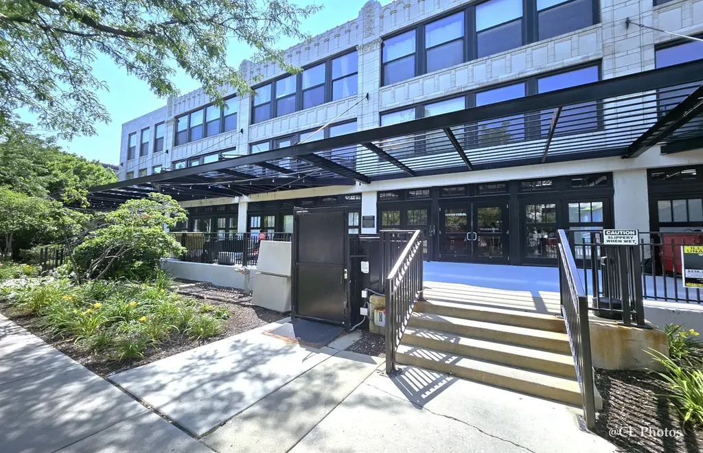 1111 West 15th Street Chicago IL 60608