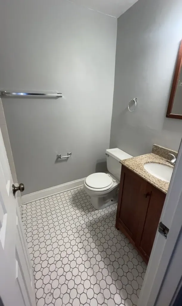7190 West Dickens Avenue Chicago IL 60707