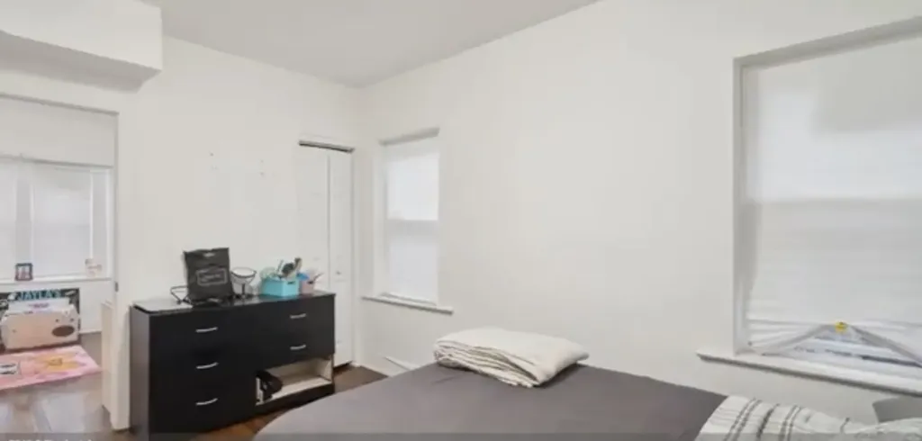 7942 South Eberhart Avenue Chicago IL 60619