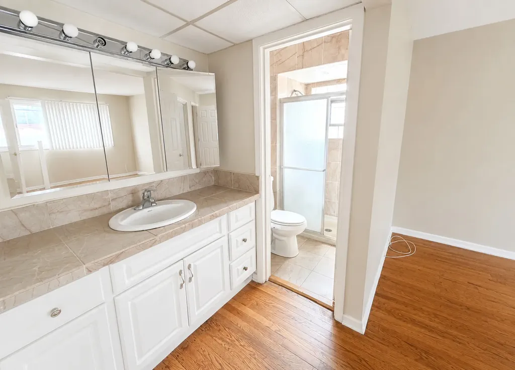 4840 Old Orchard Road Skokie IL 60077
