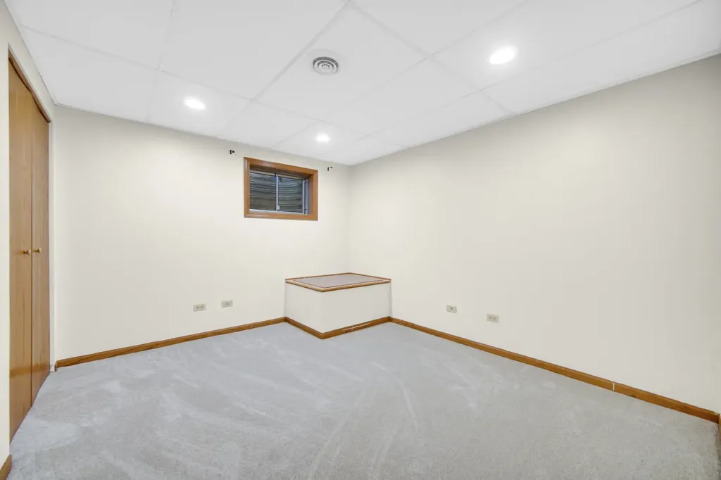 4030 Tansy Road Aurora IL 60504