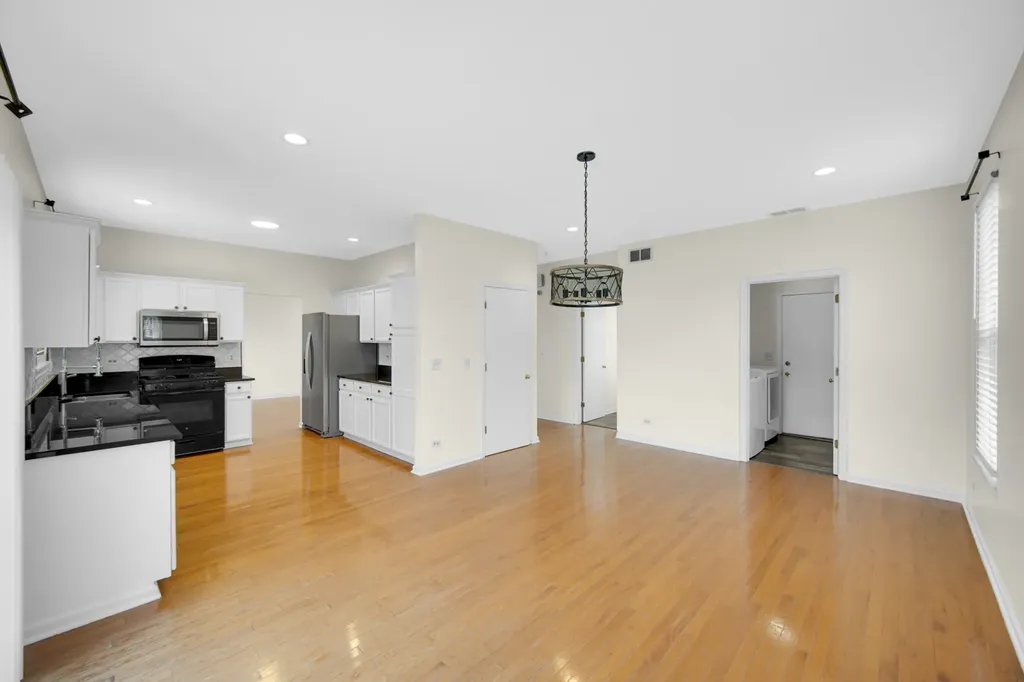 4030 Tansy Road Aurora IL 60504