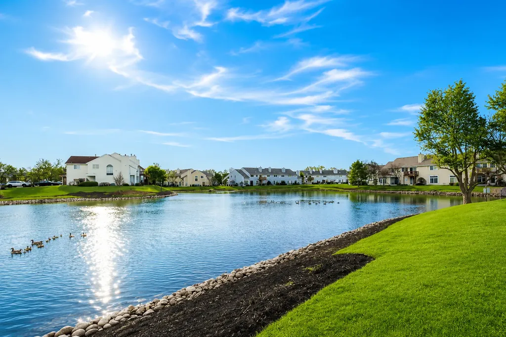 1052 Ripple Ridge Darien IL 60561